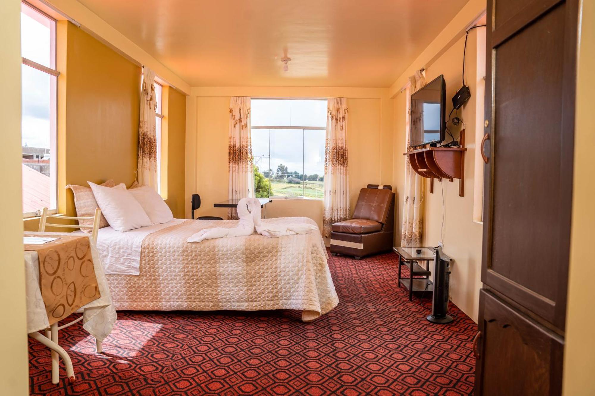 Hotel Summita Yunguyo Ngoại thất bức ảnh