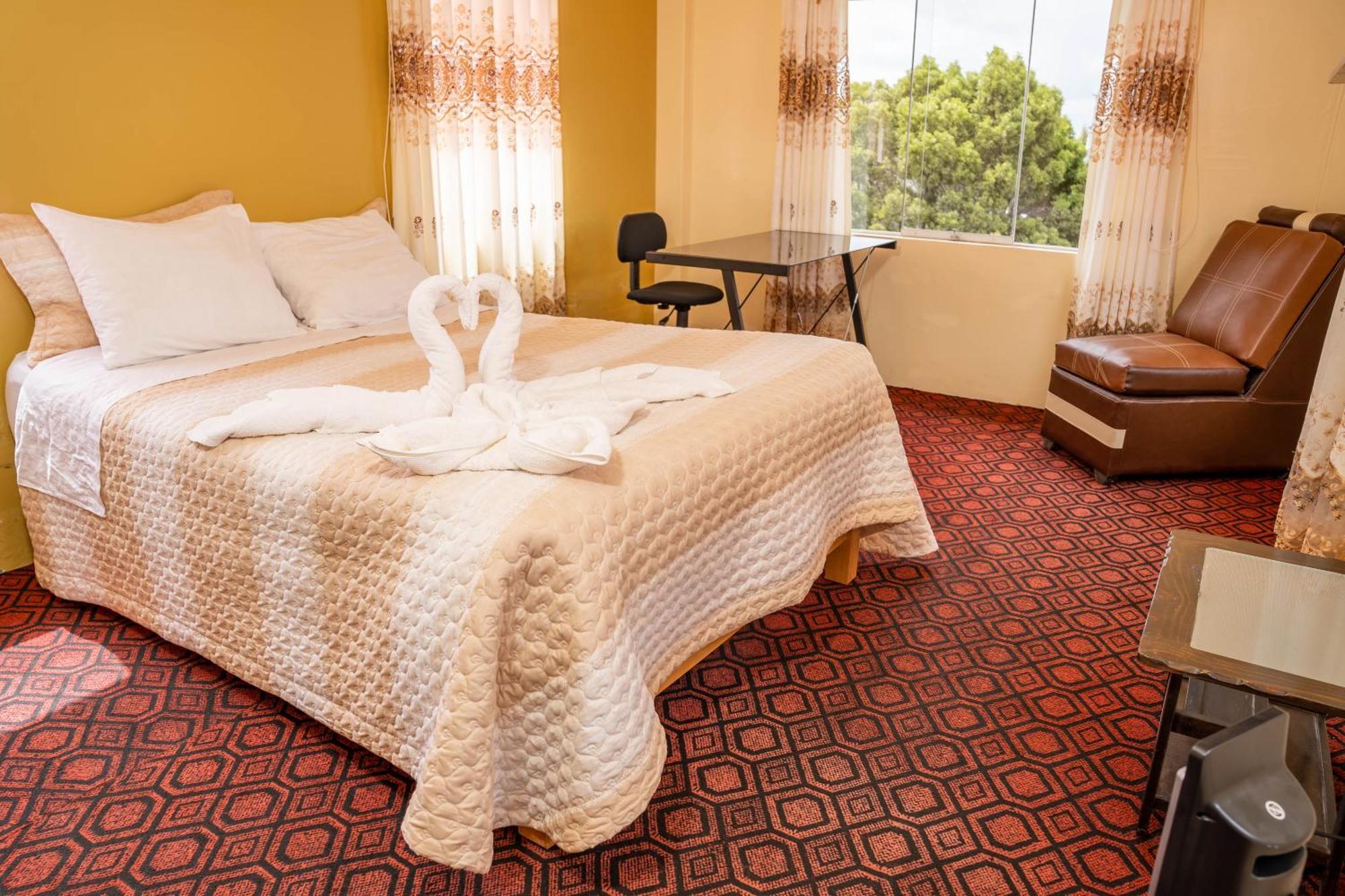 Hotel Summita Yunguyo Ngoại thất bức ảnh