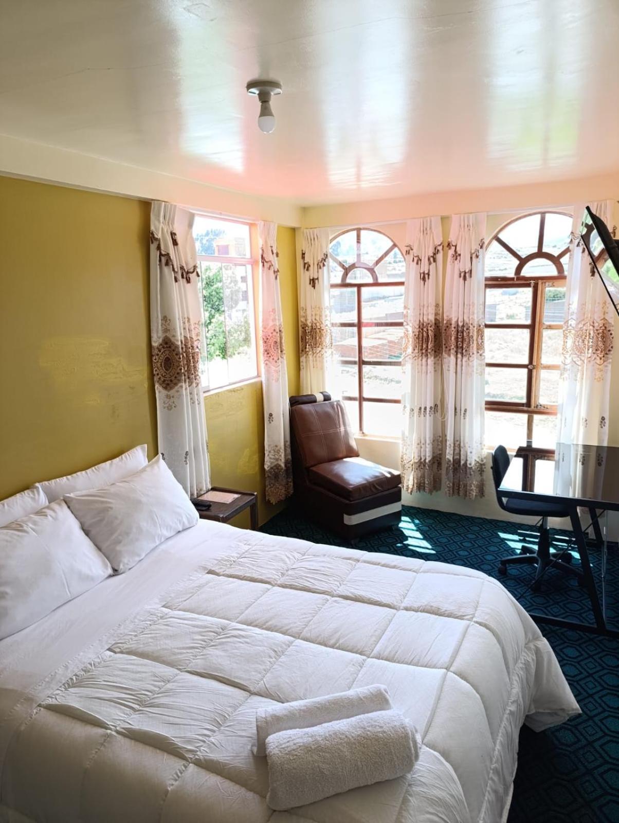Hotel Summita Yunguyo Ngoại thất bức ảnh